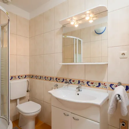 Amalia Apartment