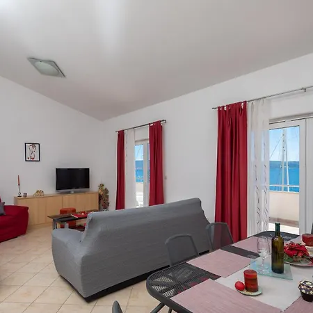 Amalia Apartment *
