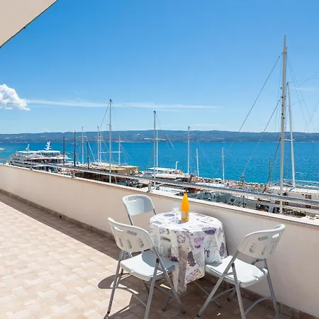 Apartment Amalia